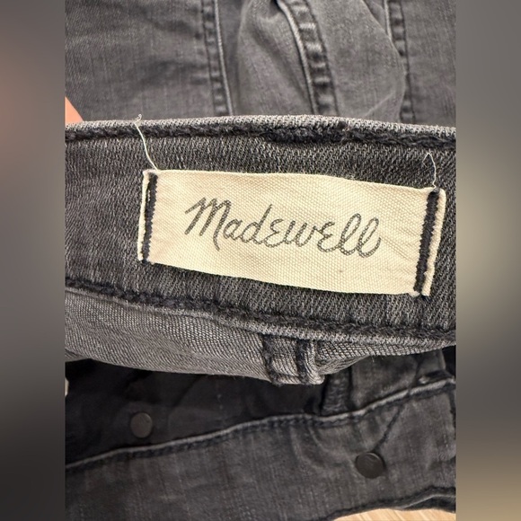 Madewell Stovepipe Jeans in Banberry Wash: Raw-Hem Edition - Size 30 - Picture 8 of 10